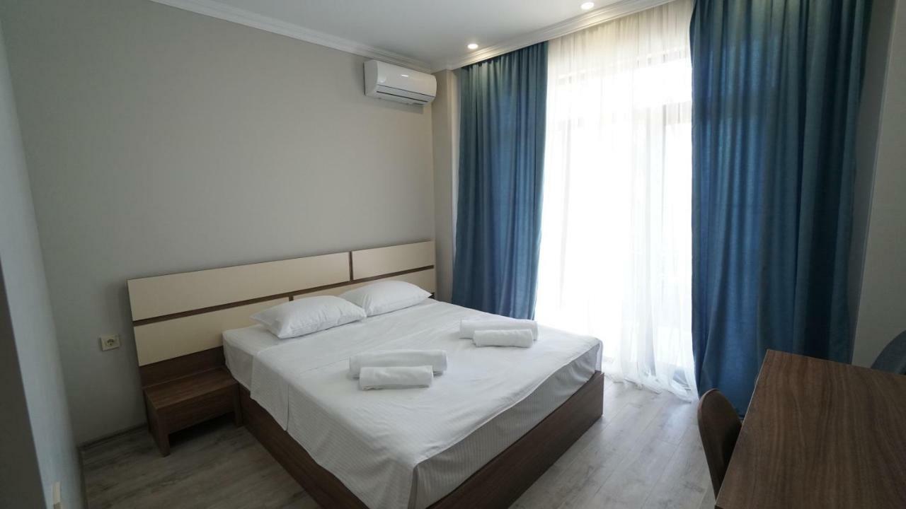Hotel Horizon Kobuleti Esterno foto