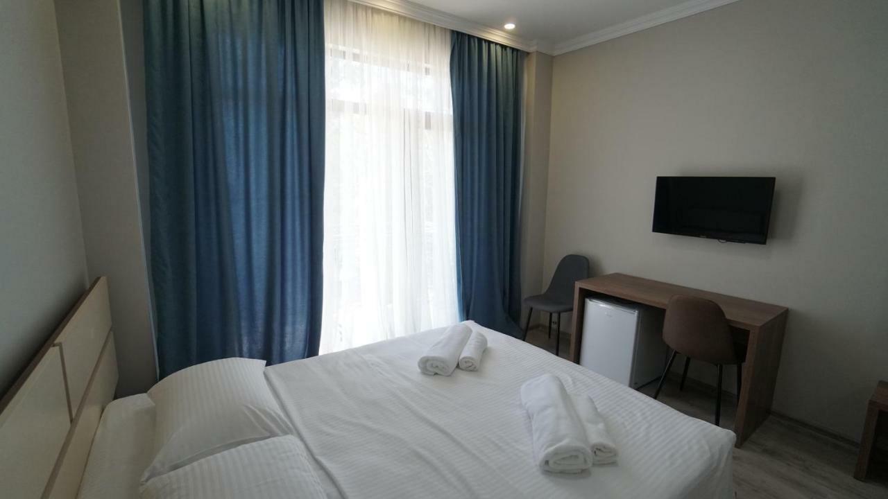 Hotel Horizon Kobuleti Esterno foto