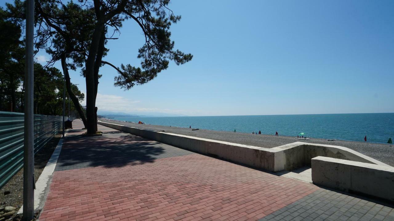 Hotel Horizon Kobuleti Esterno foto