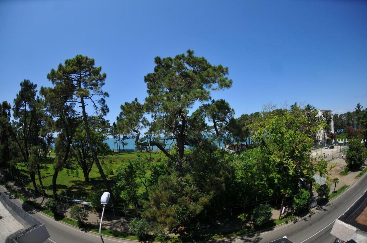 Hotel Horizon Kobuleti Esterno foto